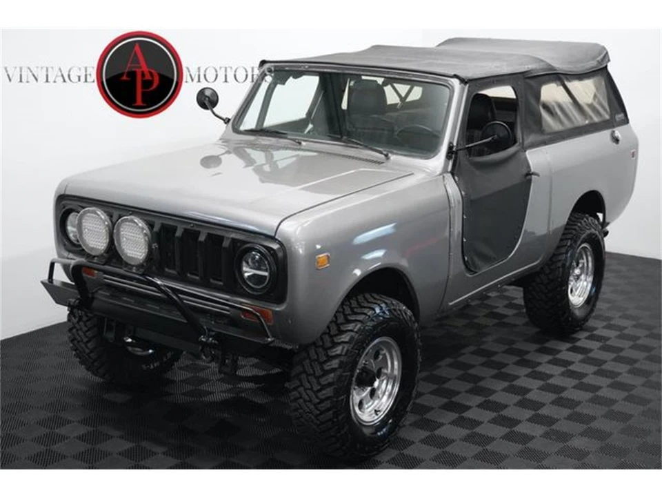 1977 International - Image 7 of 31
