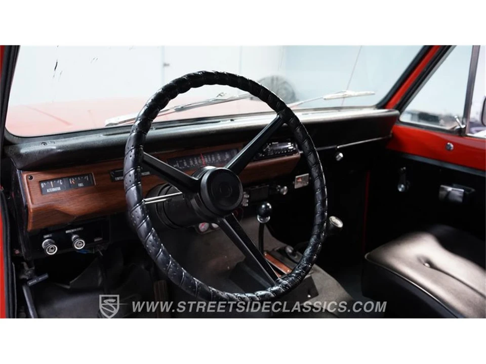 1977 International - Image 31 of 31