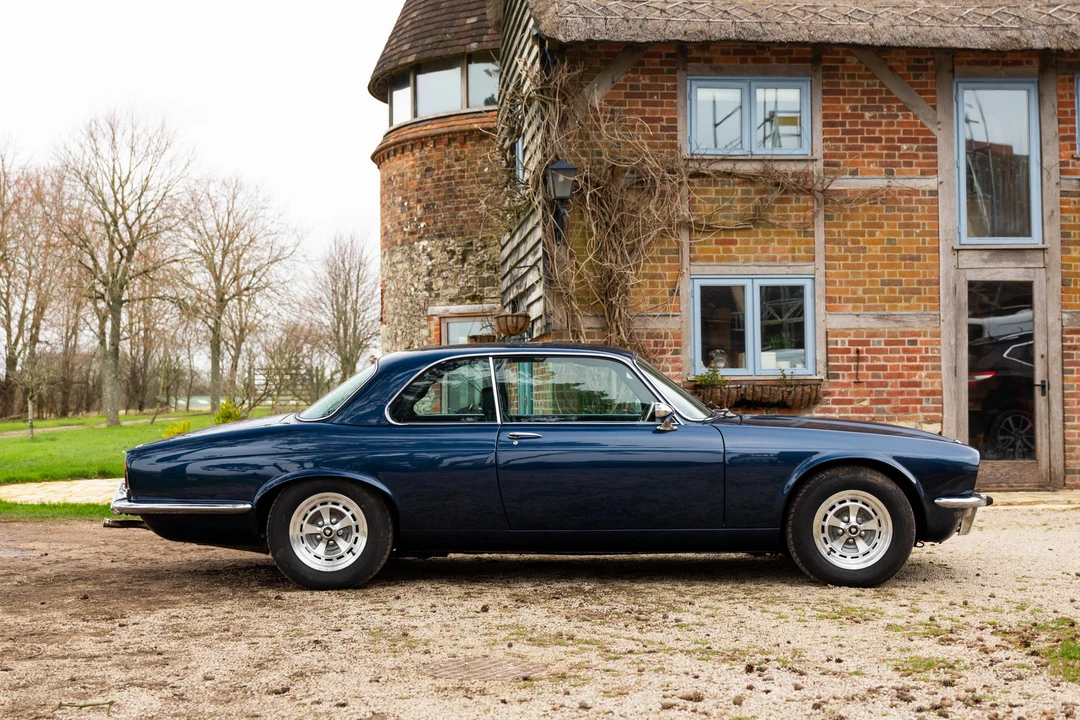 1977 Jaguar XJ Coupe - Image 9 of 31