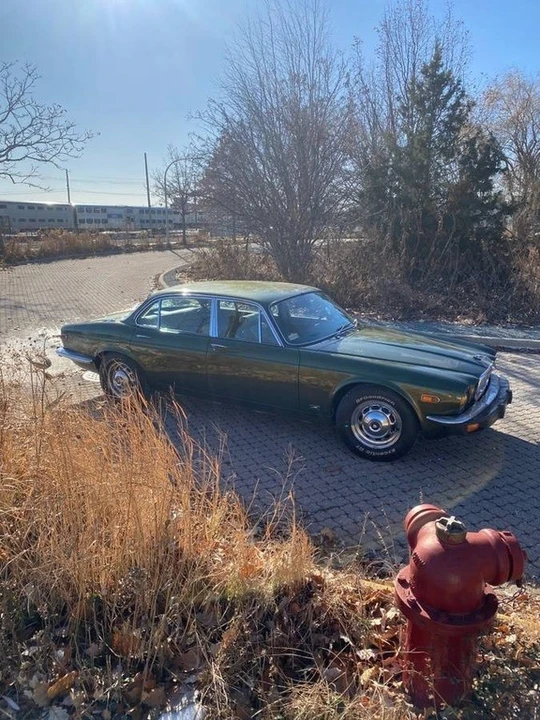 1977 Jaguar XJ Series 2 - Image 2 of 12