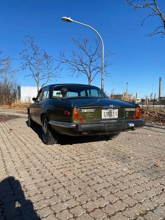 1977 Jaguar XJ Series 2 - Image 10 of 12