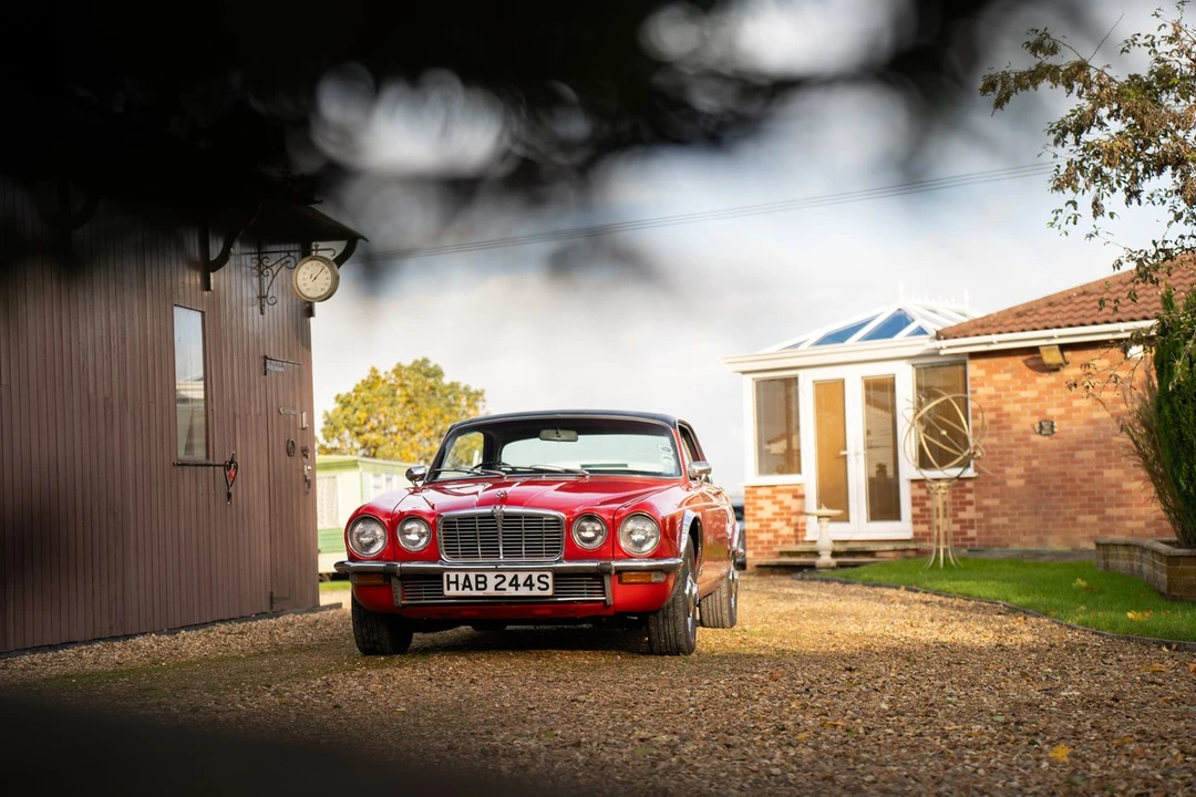 1977 Jaguar XJ Coupe - Image 9 of 30