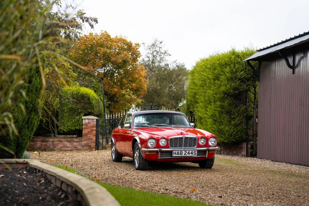 1977 Jaguar XJ Coupe - Image 5 of 30