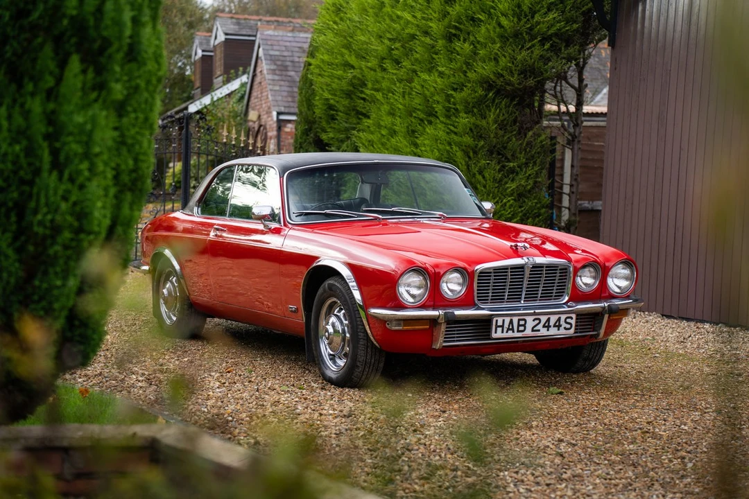 1977 Jaguar XJ Coupe - Image 6 of 30