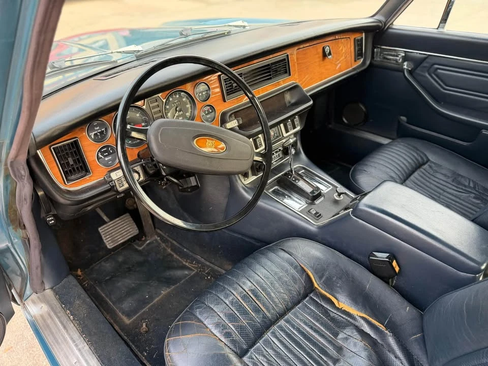 1977 Jaguar XJ Series 2 - Image 9 of 13