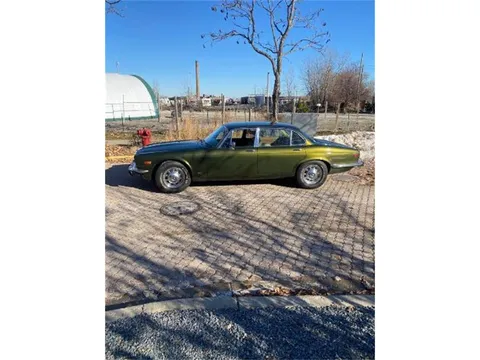 1977 Jaguar XJ12