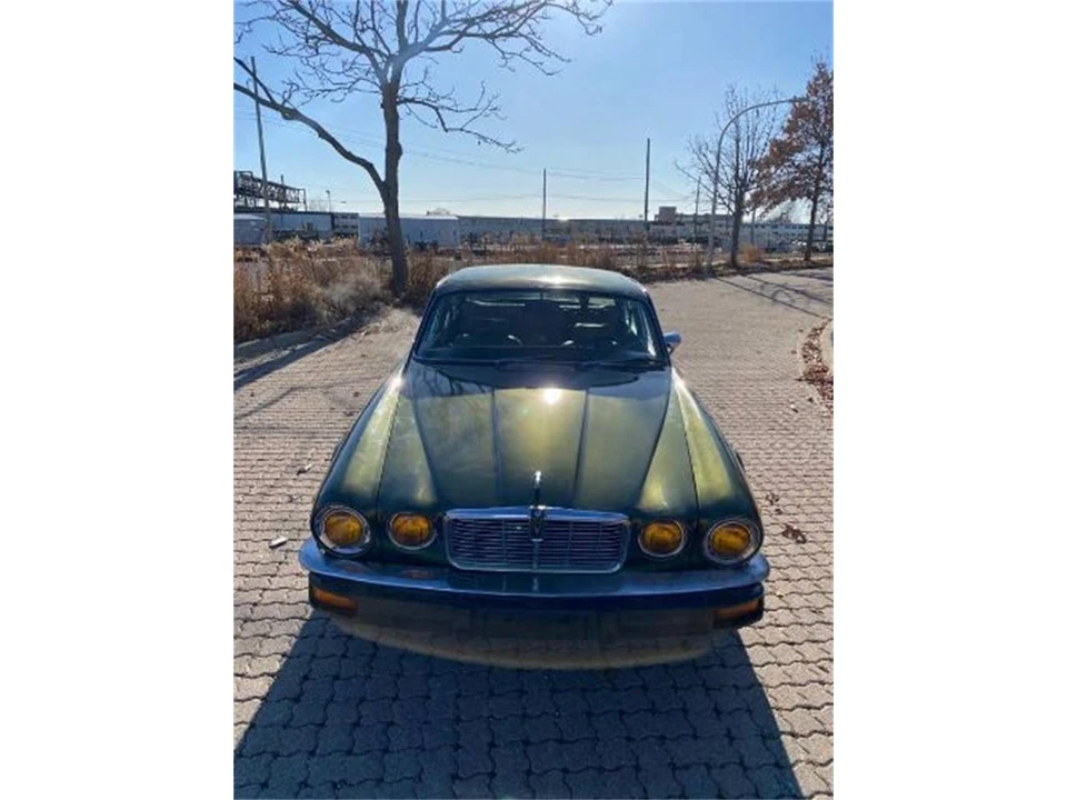 1977 Jaguar XJ Series 2 - Image 8 of 15