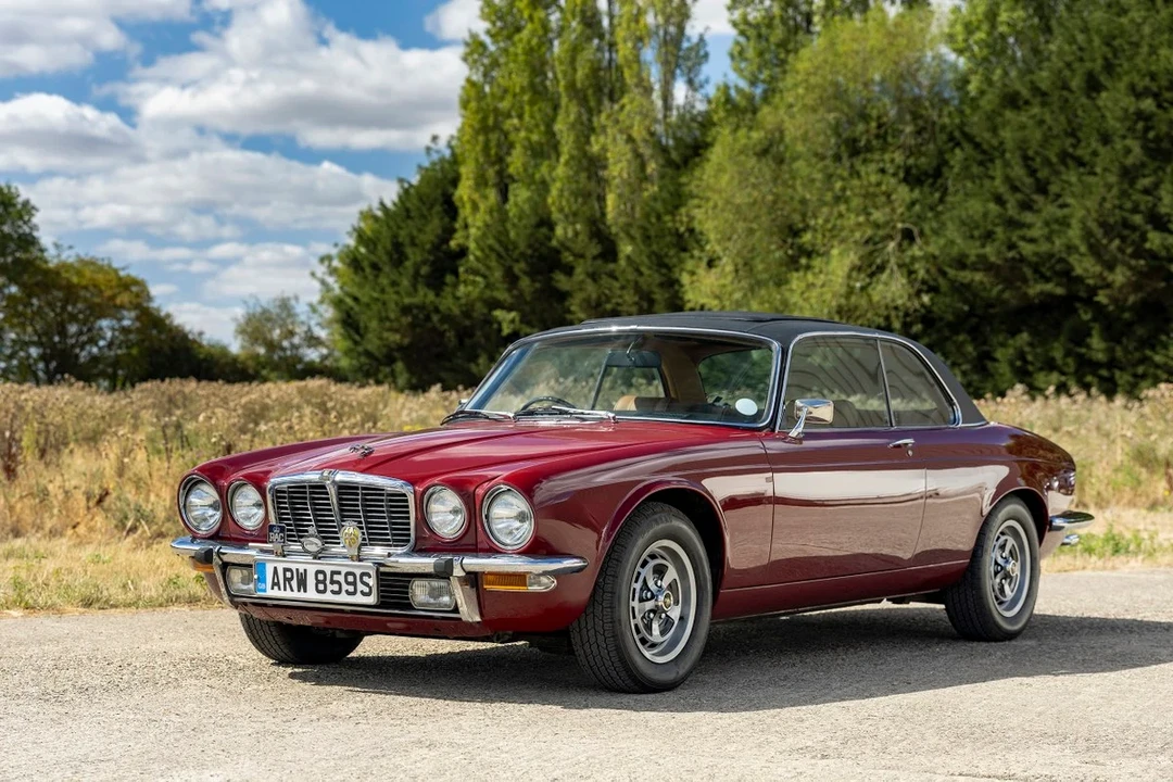 1977 Jaguar XJ Coupe - Image 18 of 30