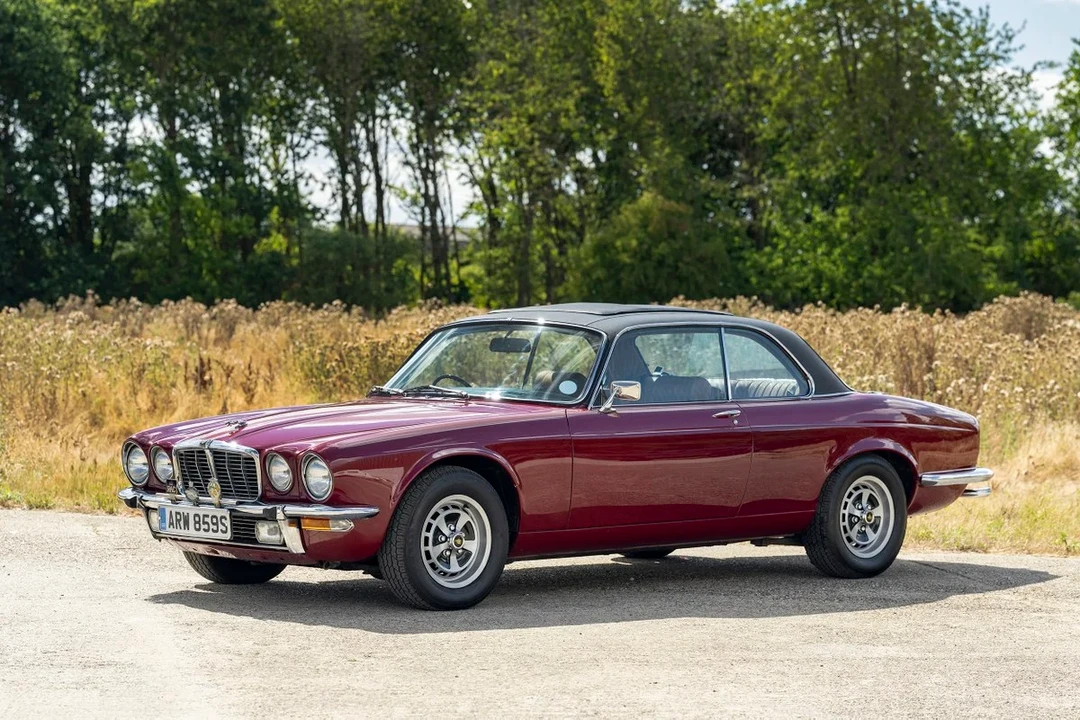 1977 Jaguar XJ Coupe - Image 24 of 30