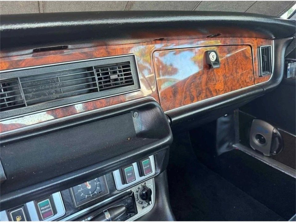 1977 Jaguar XJ Series 2 - Image 6 of 8