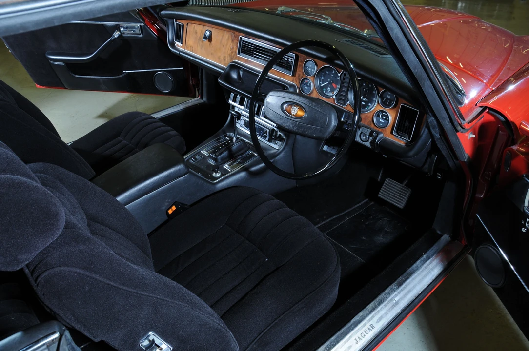 1977 Jaguar XJ Coupe - Image 5 of 5