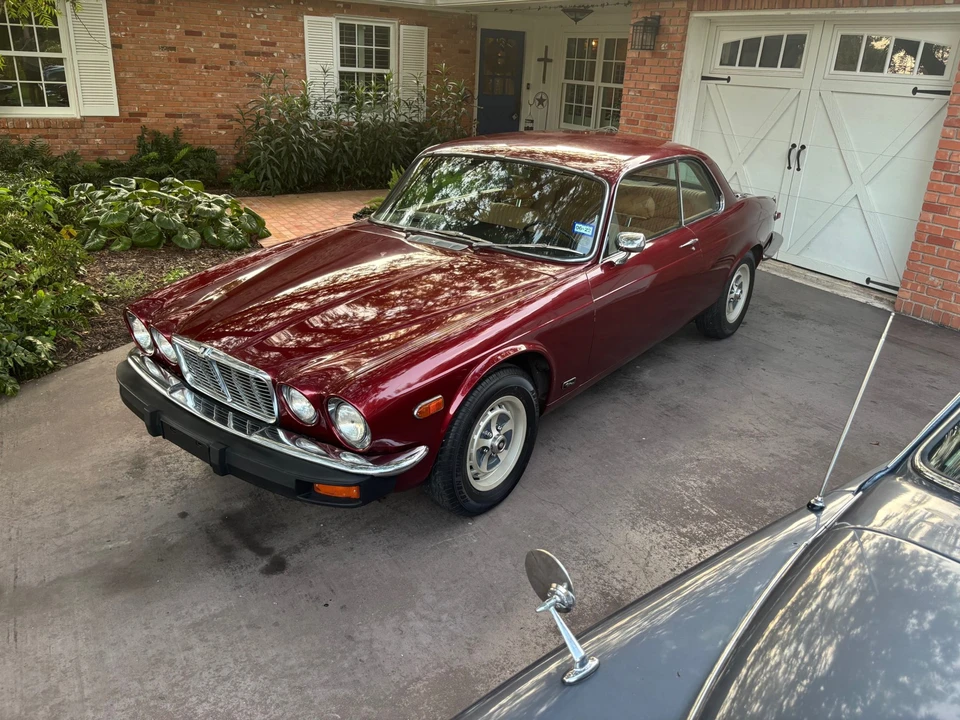 1977 Jaguar XJ Coupe - Image 2 of 31