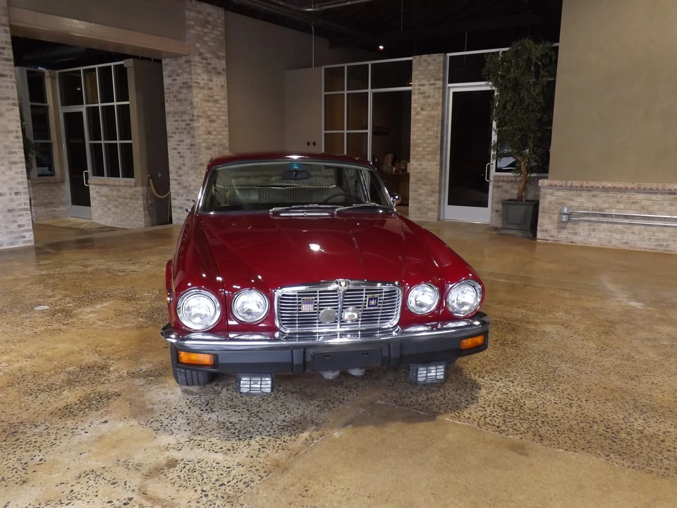 1977 Jaguar XJ Series 2 - Image 19 of 31