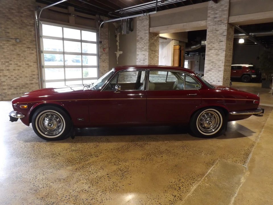 1977 Jaguar XJ Series 2 - Image 6 of 31