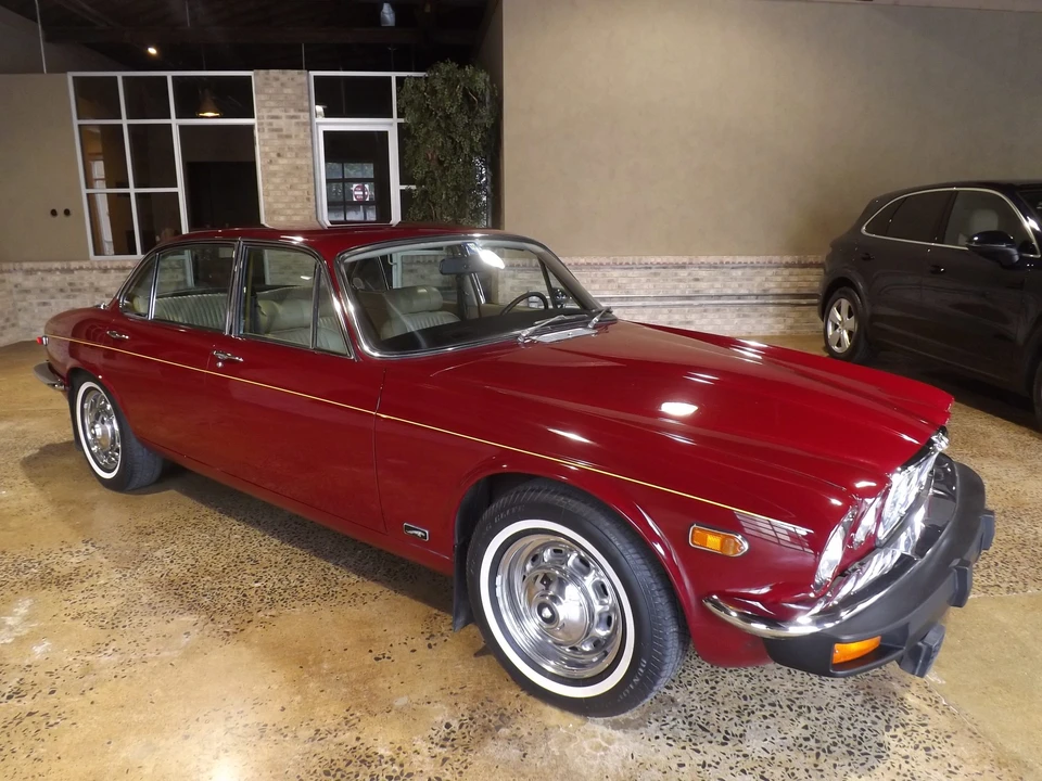 1977 Jaguar XJ Series 2 - Image 17 of 31