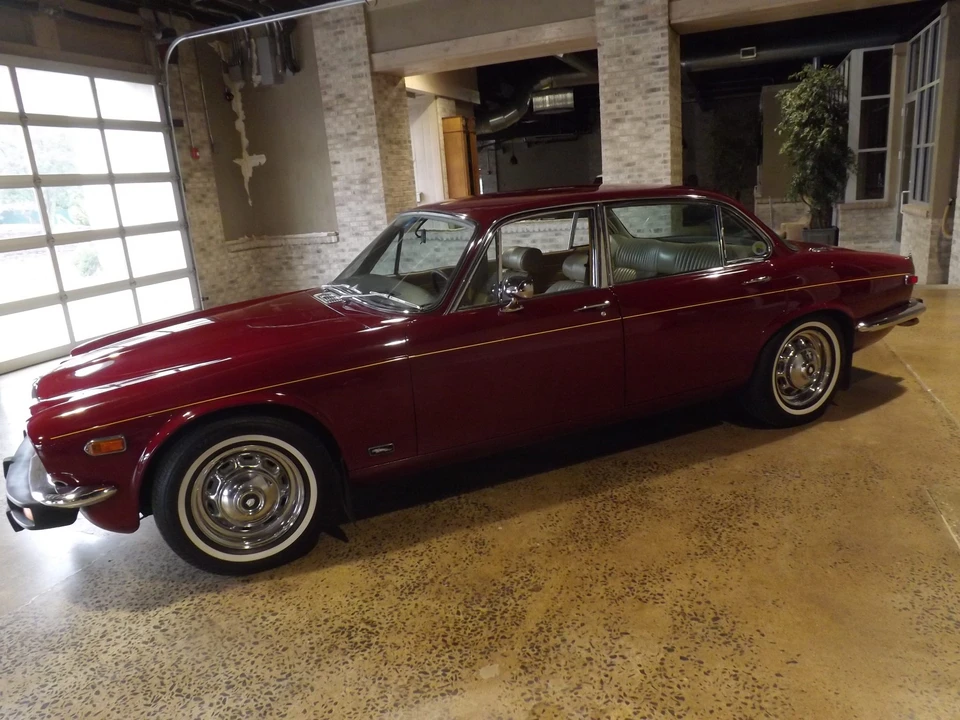 1977 Jaguar XJ Series 2 - Image 4 of 31