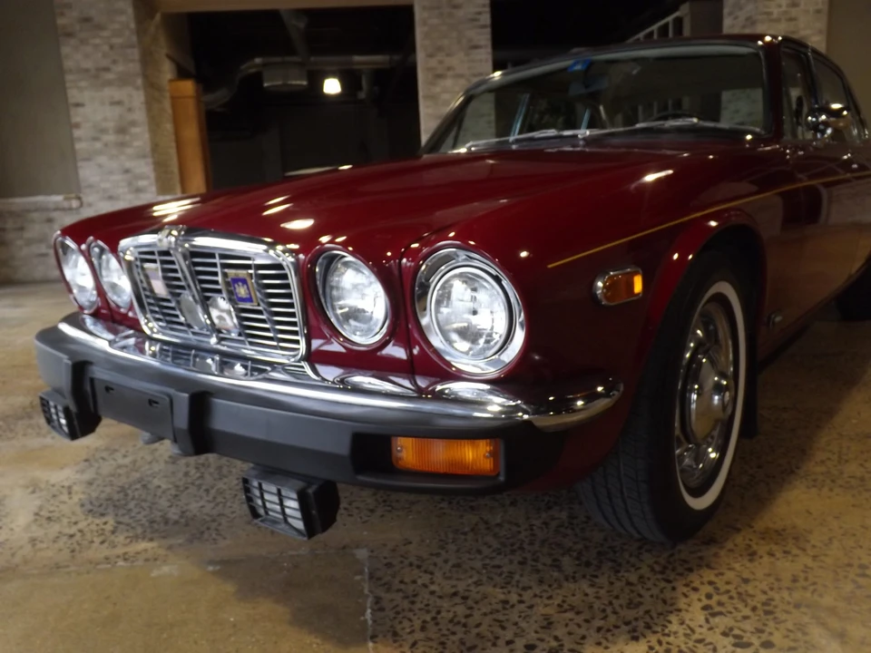 1977 Jaguar XJ Series 2 - Image 28 of 31