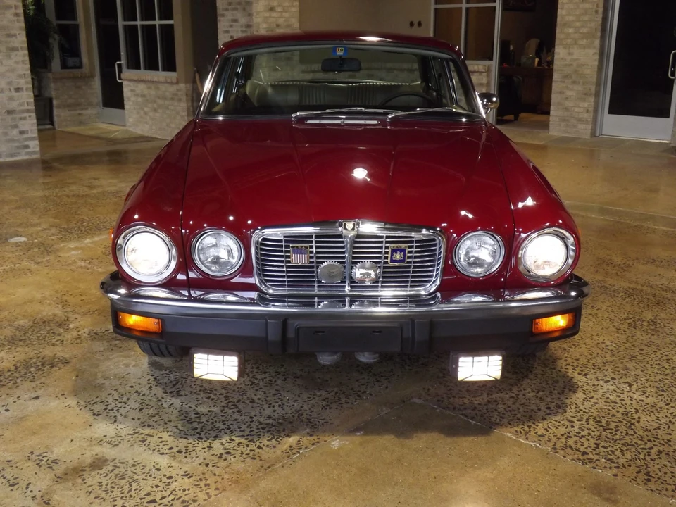 1977 Jaguar XJ Series 2 - Image 23 of 31