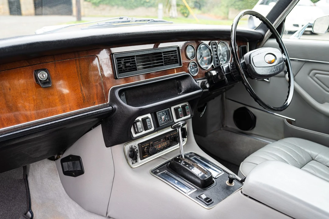 1977 Jaguar XJ Coupe - Image 18 of 30