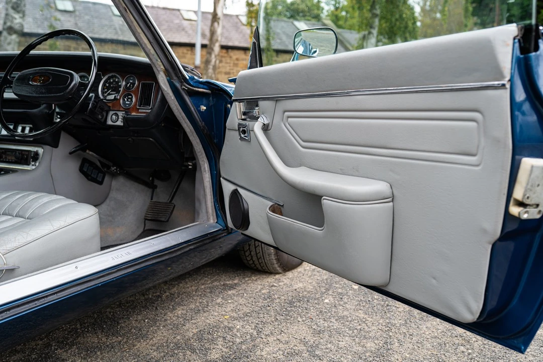 1977 Jaguar XJ Coupe - Image 29 of 30