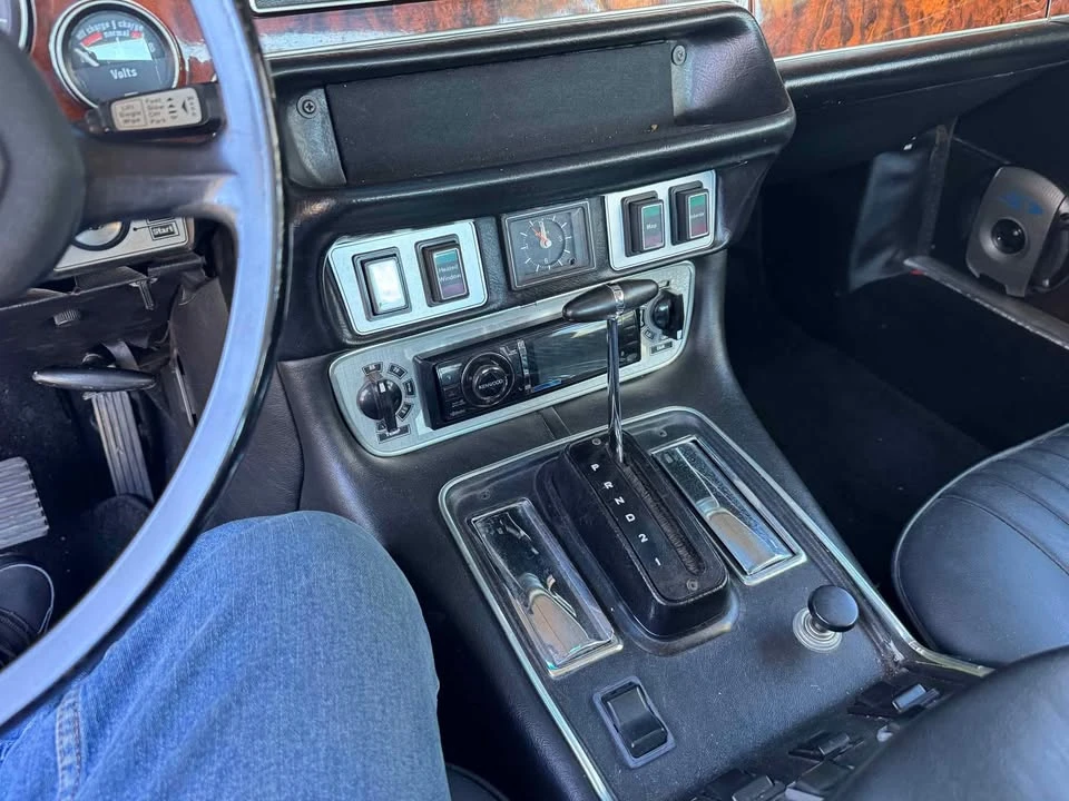 1977 Jaguar XJ Series 2 - Image 11 of 12