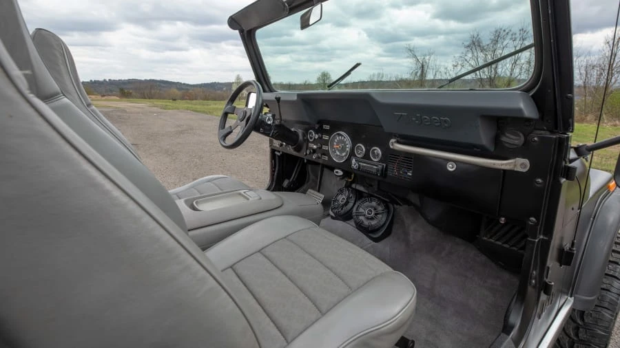 1977 Jeep CJ7 - Image 5 of 29