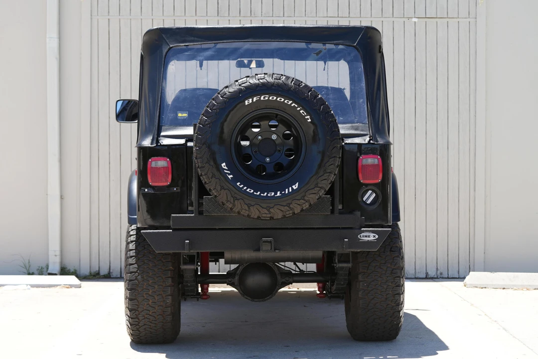 1977 Jeep CJ7 - Image 5 of 31