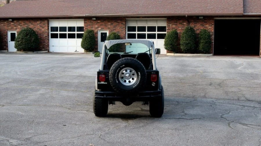 1977 Jeep CJ7 - Image 9 of 12