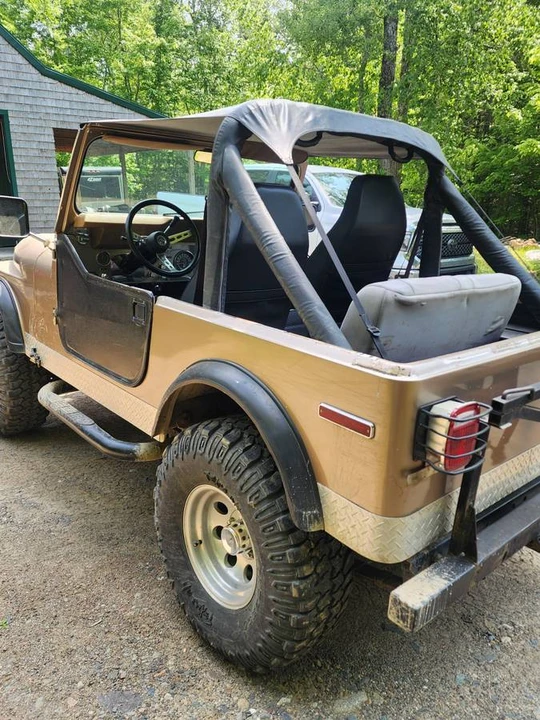 1977 Jeep Wrangler - Image 3 of 10