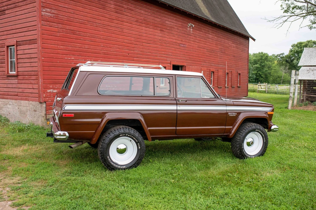 1977 Jeep SJ Cherokee - Image 17 of 31