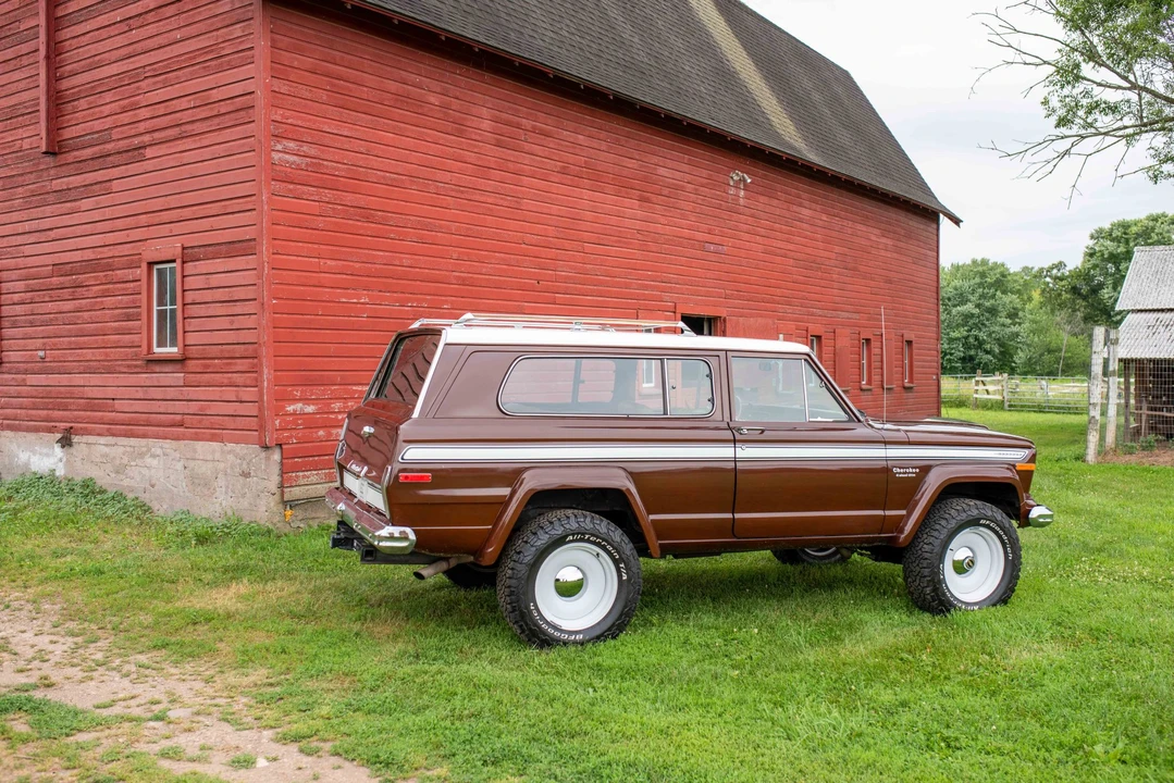 1977 Jeep SJ Cherokee - Image 16 of 31