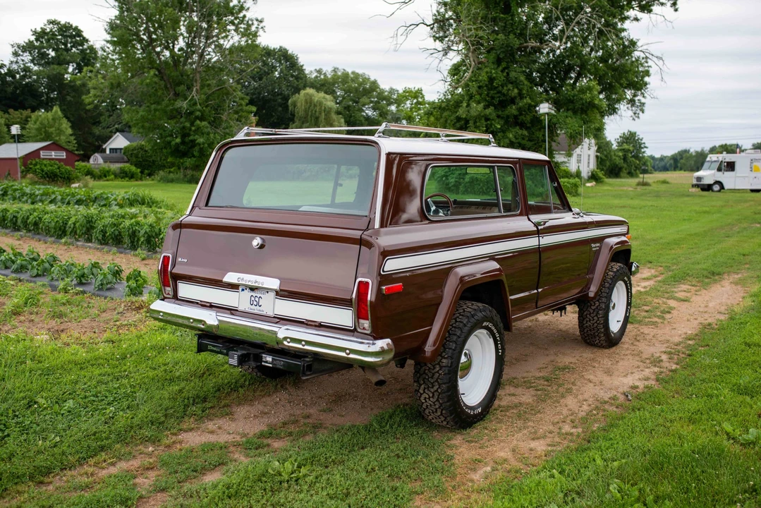 1977 Jeep SJ Cherokee - Image 15 of 31