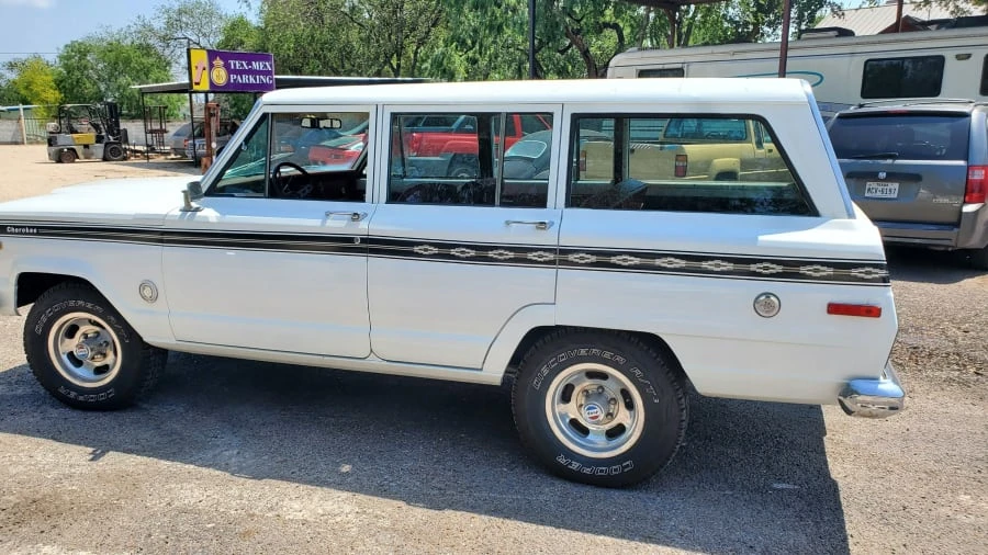 1977 Jeep SJ Cherokee - Image 9 of 14