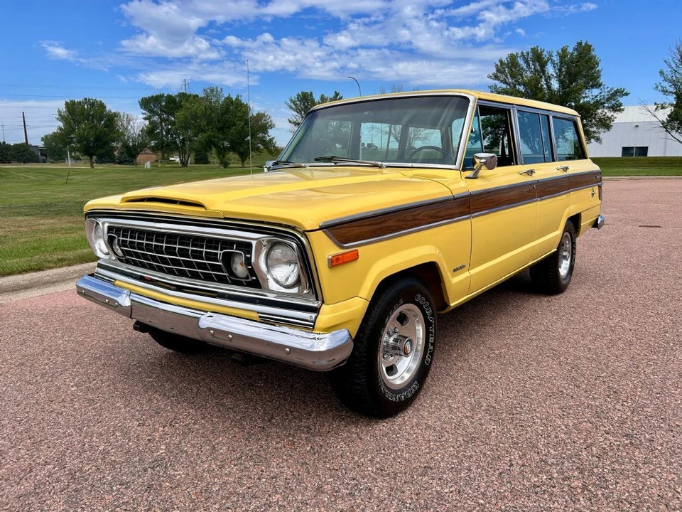1977 Jeep Grand Wagoneer - Image 2 of 31