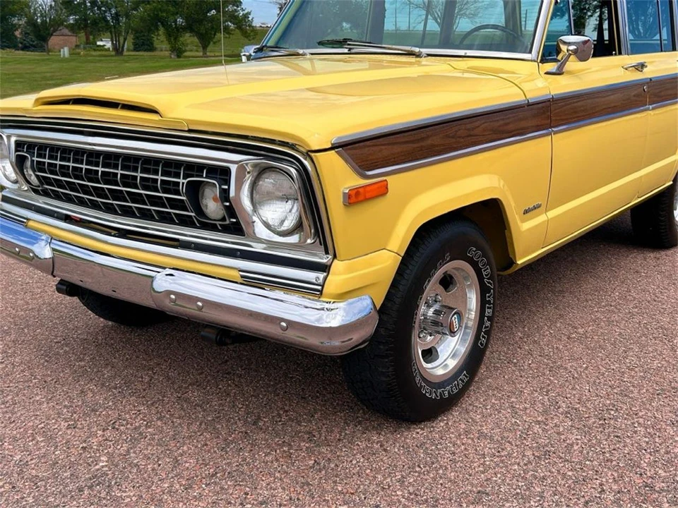 1977 Jeep Grand Wagoneer - Image 2 of 31