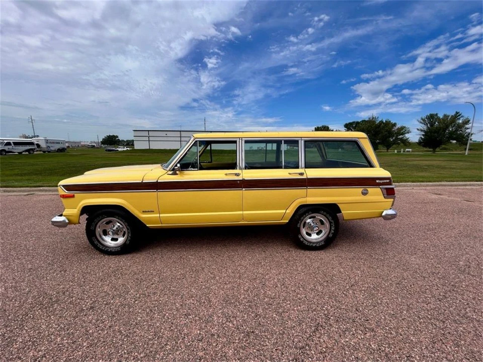 1977 Jeep Grand Wagoneer - Image 8 of 31