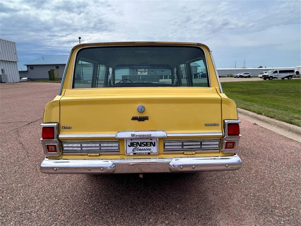 1977 Jeep Grand Wagoneer - Image 21 of 31