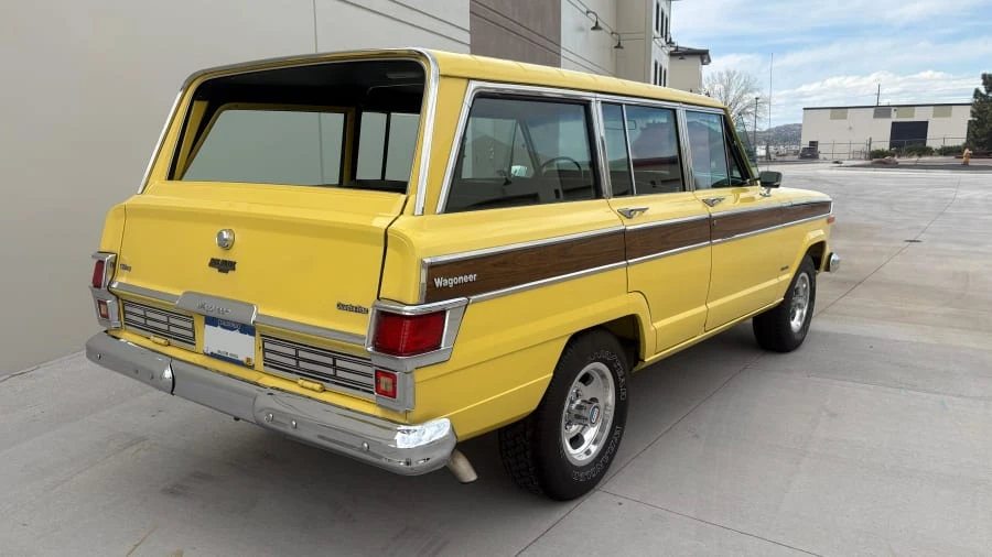 1977 Jeep Grand Wagoneer - Image 2 of 31