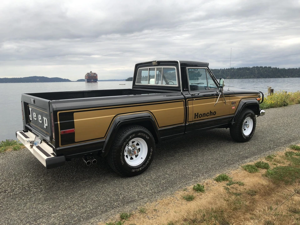 1977 Jeep SJ Gladiator - Image 9 of 31