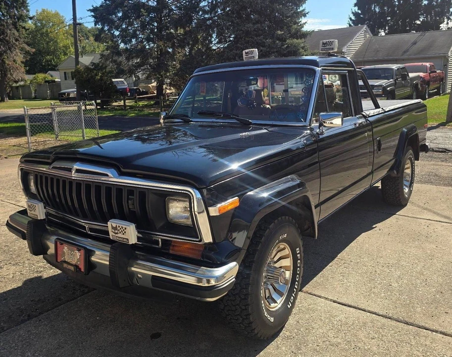 1977 Jeep SJ Gladiator - Image 2 of 31