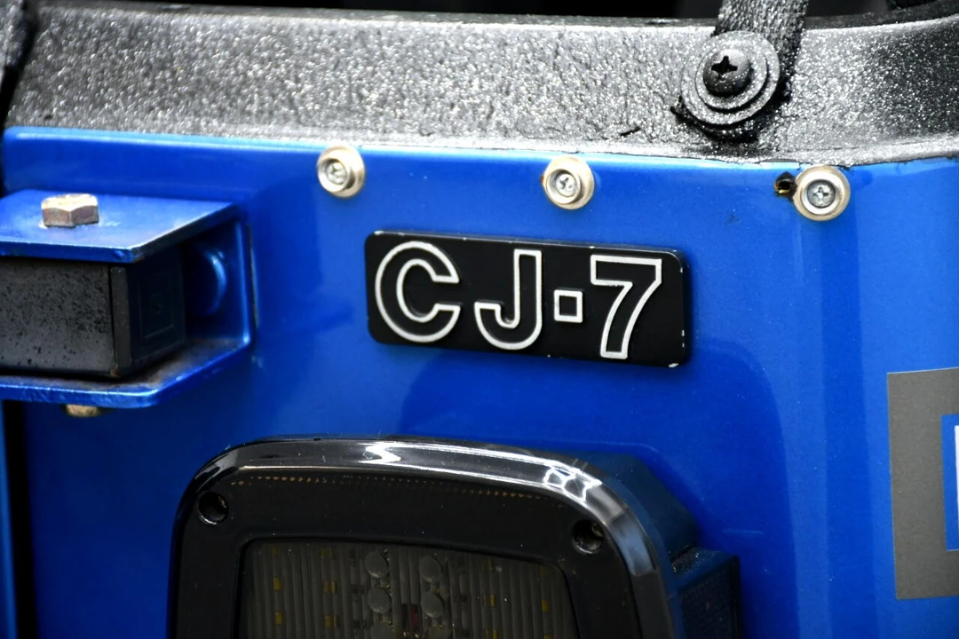 1977 Jeep SJ Cherokee - Image 15 of 21