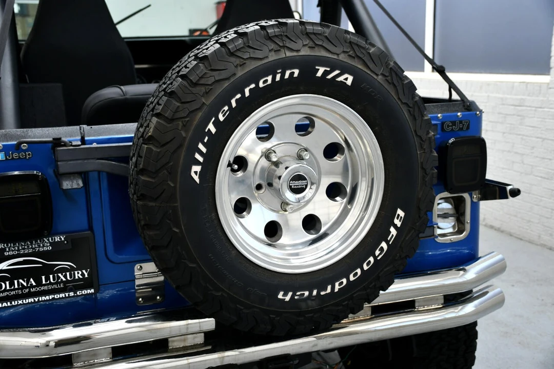 1977 Jeep SJ Cherokee - Image 14 of 21