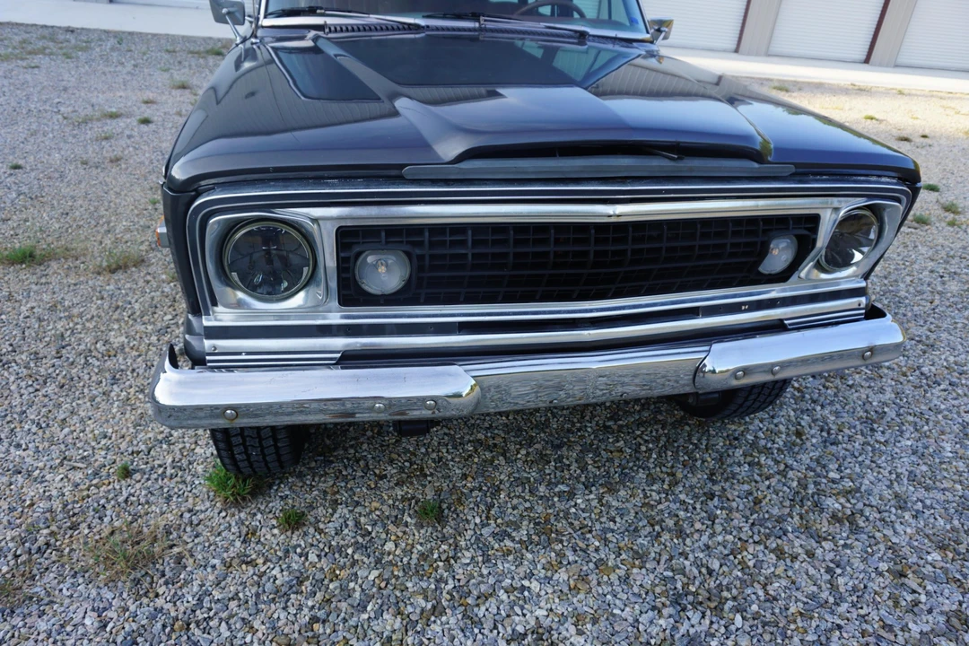 1977 Jeep SJ Wagoneer - Image 20 of 31