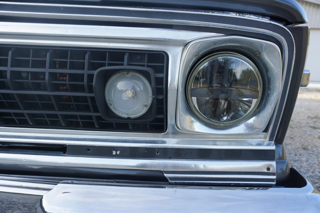 1977 Jeep SJ Wagoneer - Image 23 of 31