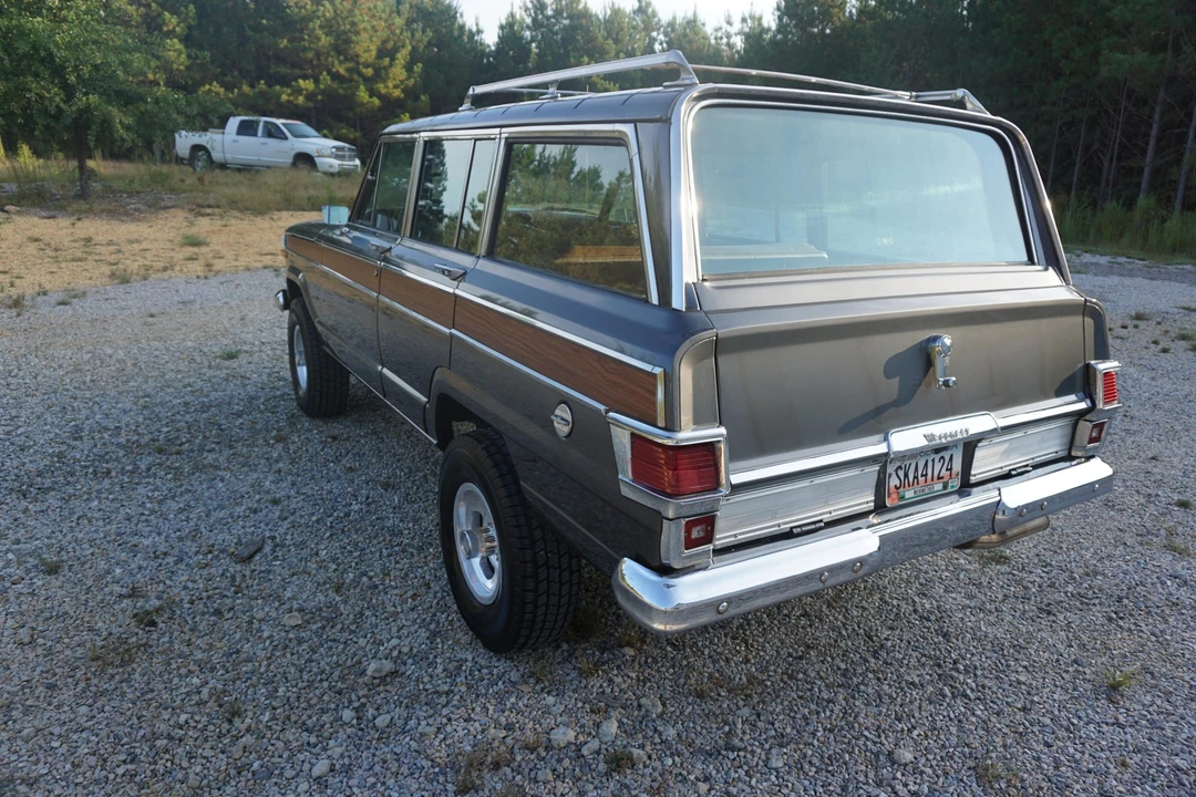 1977 Jeep SJ Wagoneer - Image 16 of 31