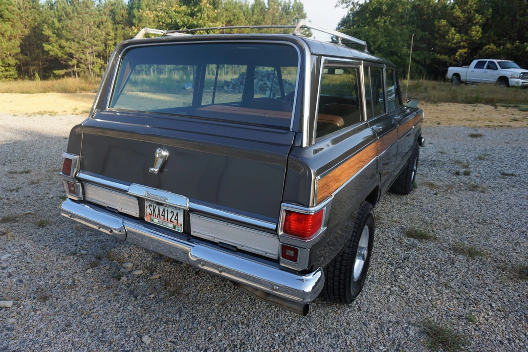1977 Jeep SJ Wagoneer - Image 18 of 31
