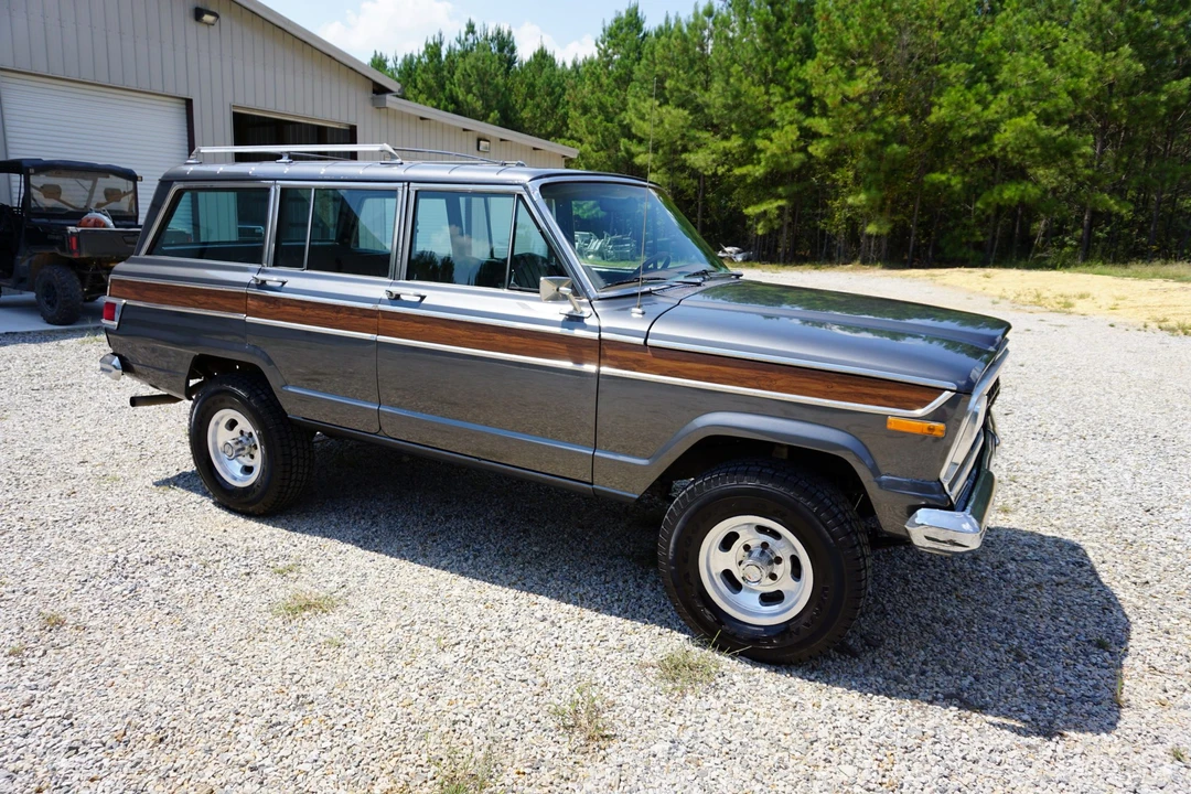 1977 Jeep SJ Wagoneer - Image 2 of 31