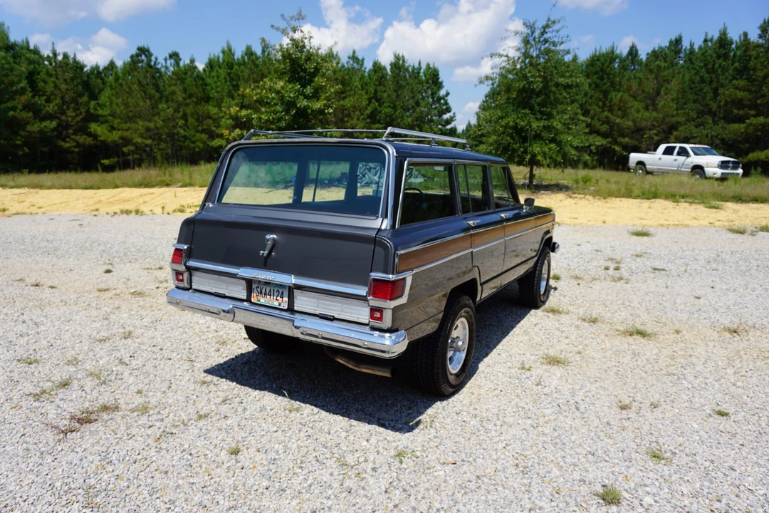 1977 Jeep SJ Wagoneer - Image 10 of 31