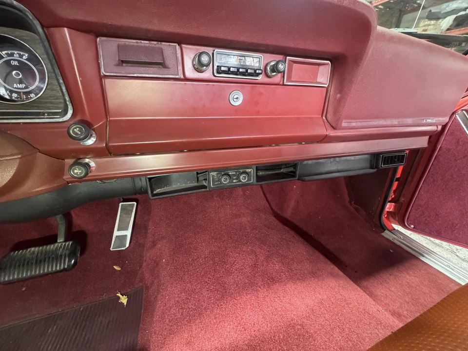1977 Jeep SJ Wagoneer - Image 20 of 31