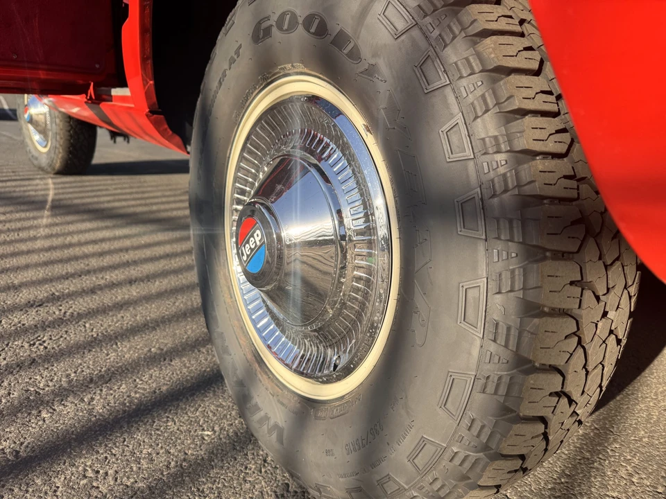 1977 Jeep SJ Wagoneer - Image 14 of 31